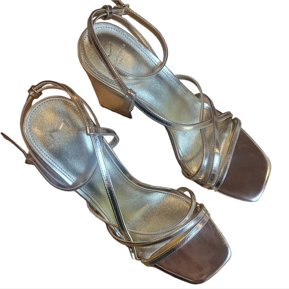 Marc Fisher Edalyn Strappy Metallic Ankle Strap Sandal Gold 10 - Picture 5 of 7